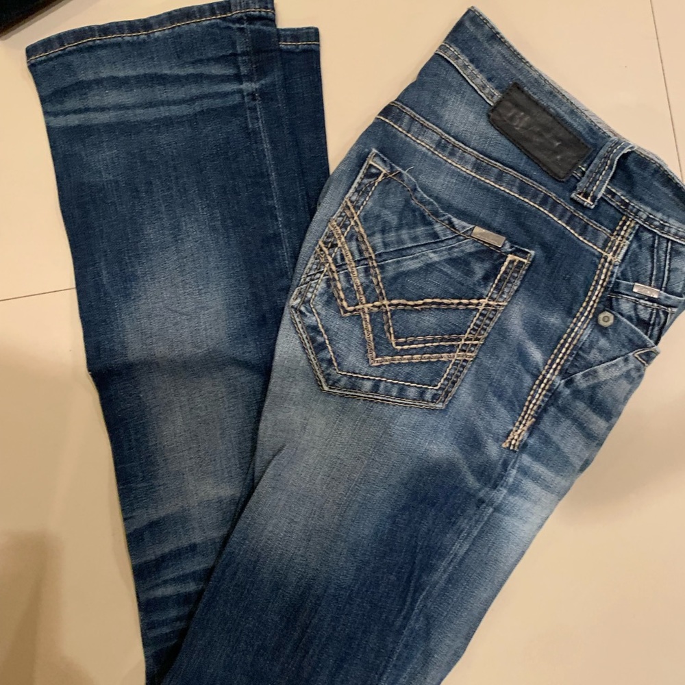 Men’s Buckle jean 28x34 very good conditions